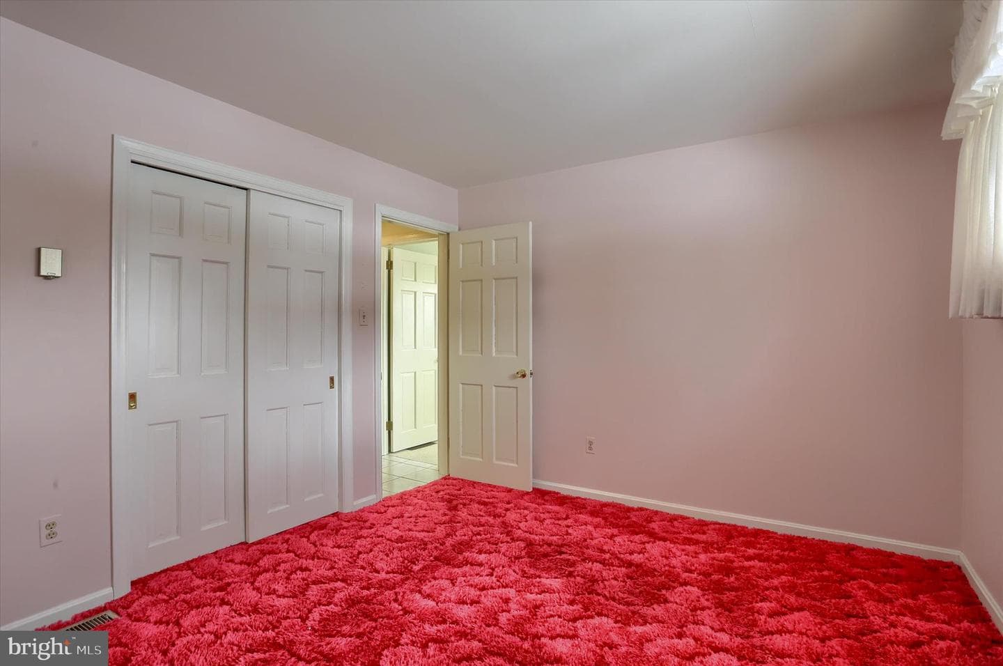 864 Hilltop Road photo 24