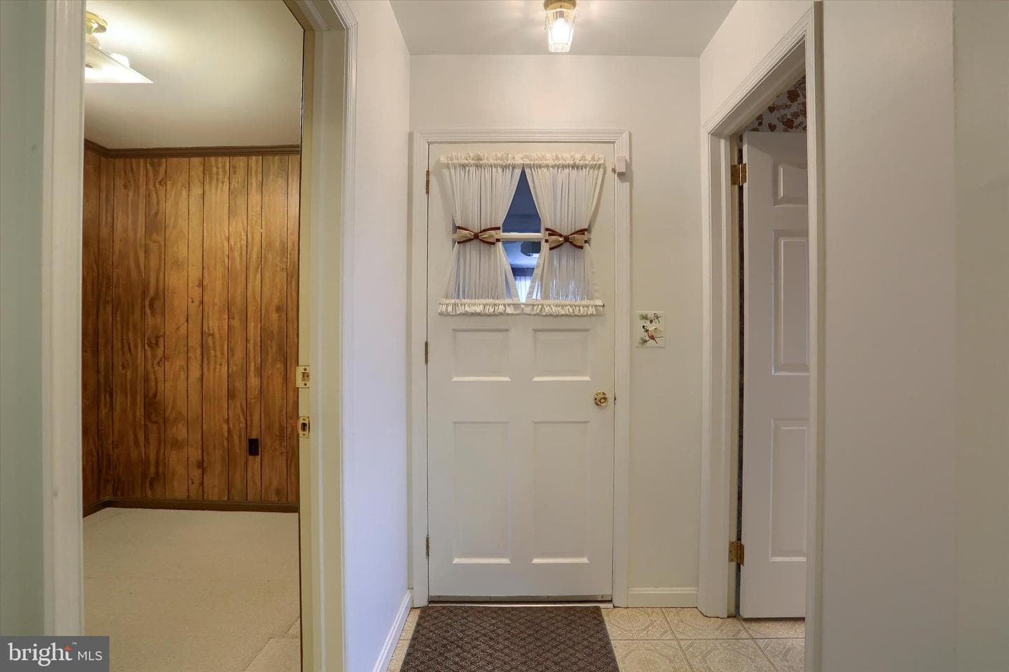 864 Hilltop Road photo 29