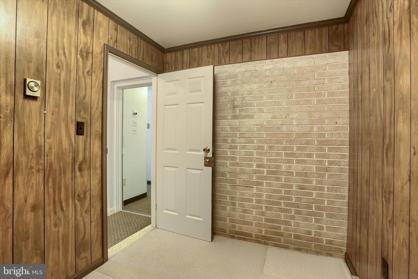 864 Hilltop Road photo 30