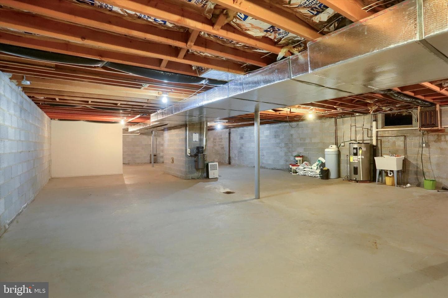 864 Hilltop Road photo 35