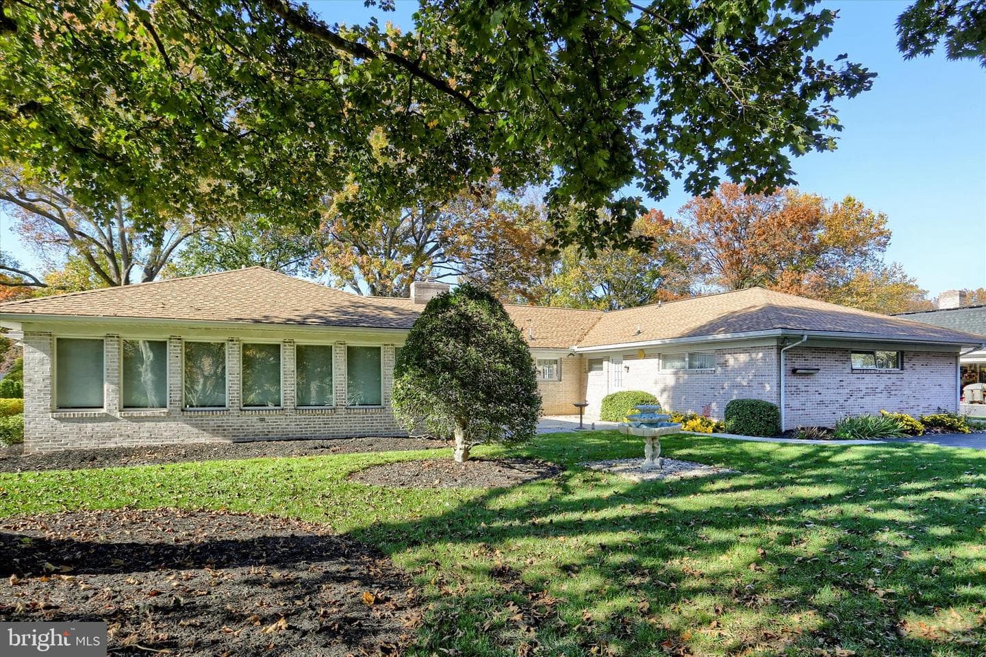 864 Hilltop Road photo 45