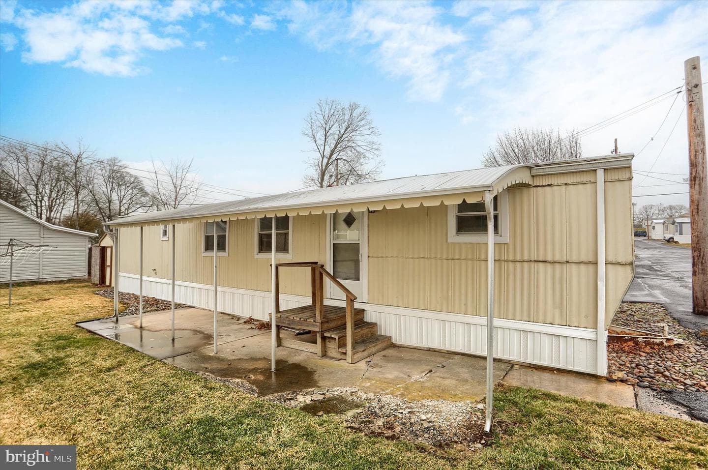 850 Orchard Avenue