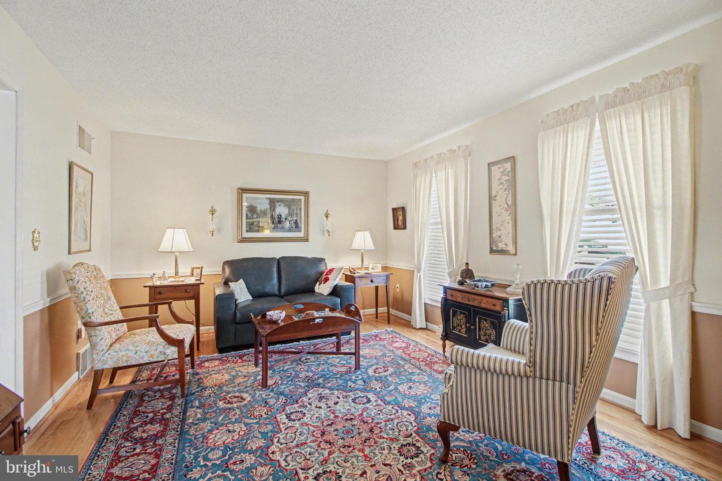 828 Anthony Drive photo 4