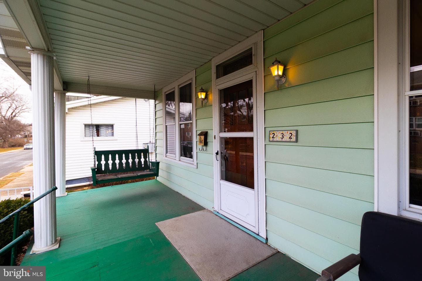 232 Henderson Street photo 4