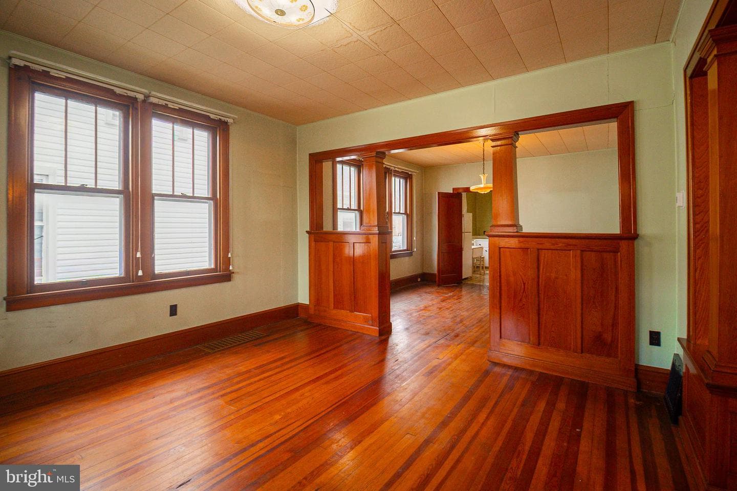 232 Henderson Street photo 6