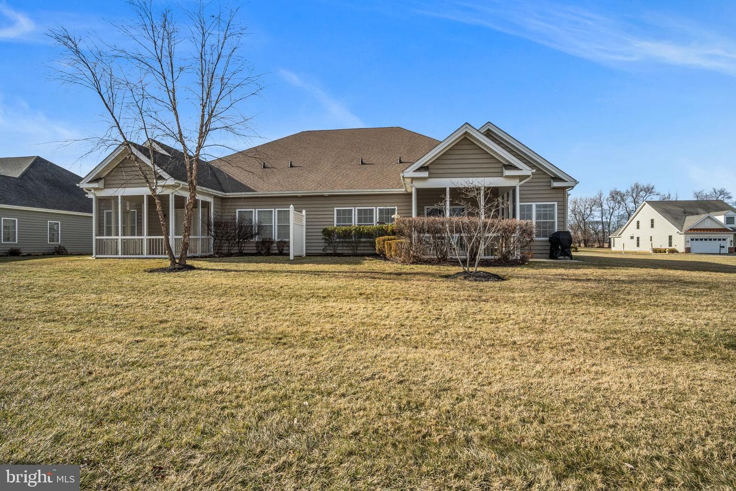 238 Colonial Drive photo 25