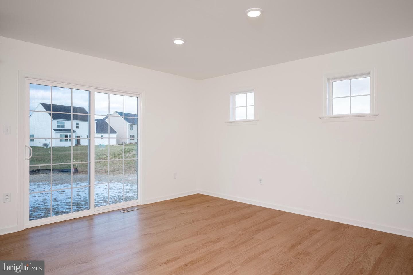 322 Reserve Lane photo 4