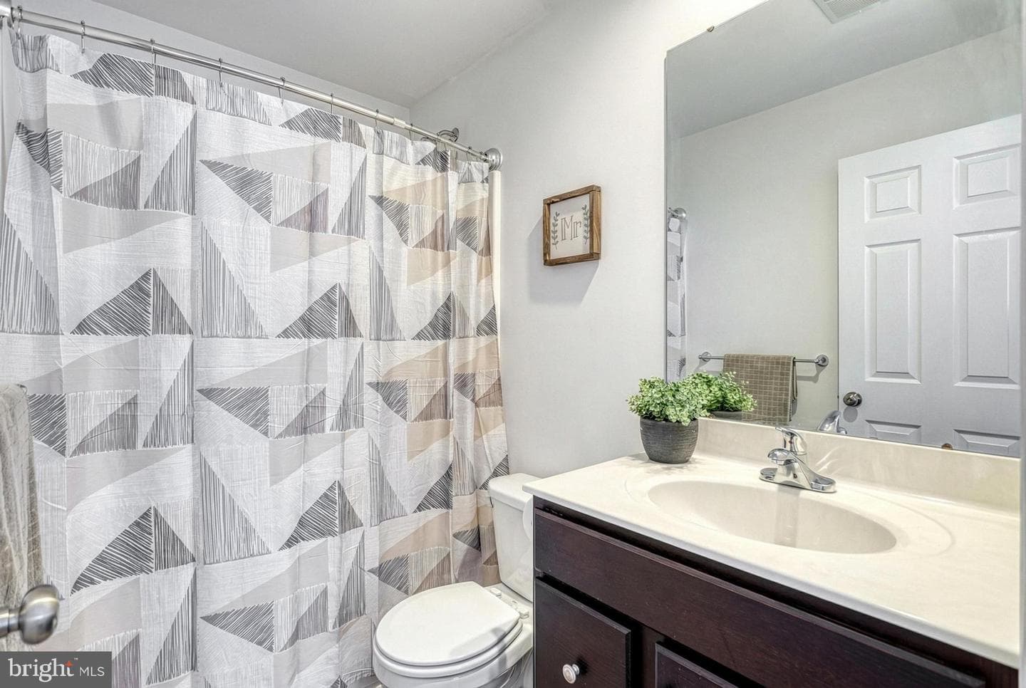17 Tavern House Hill photo 29