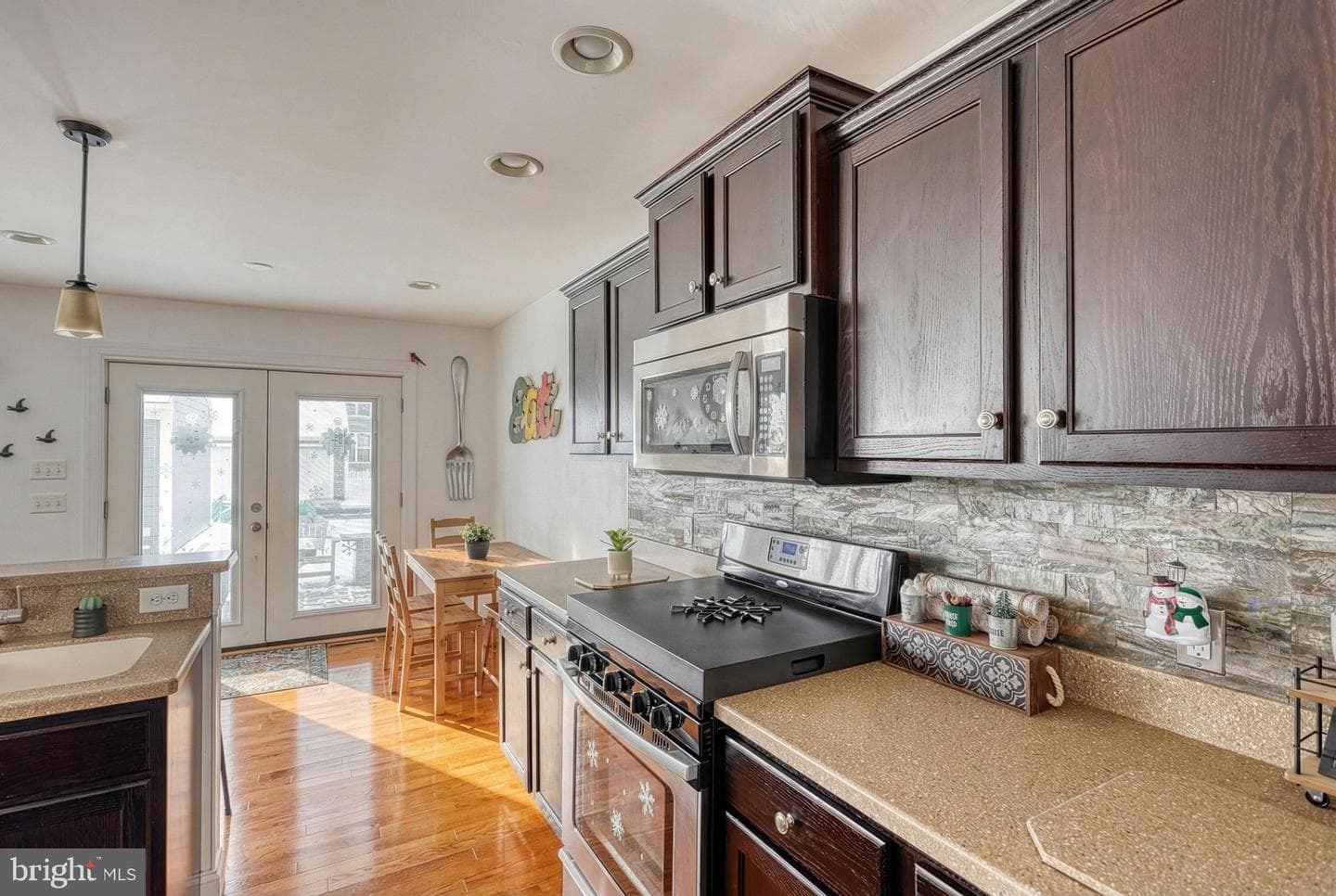 17 Tavern House Hill photo 9