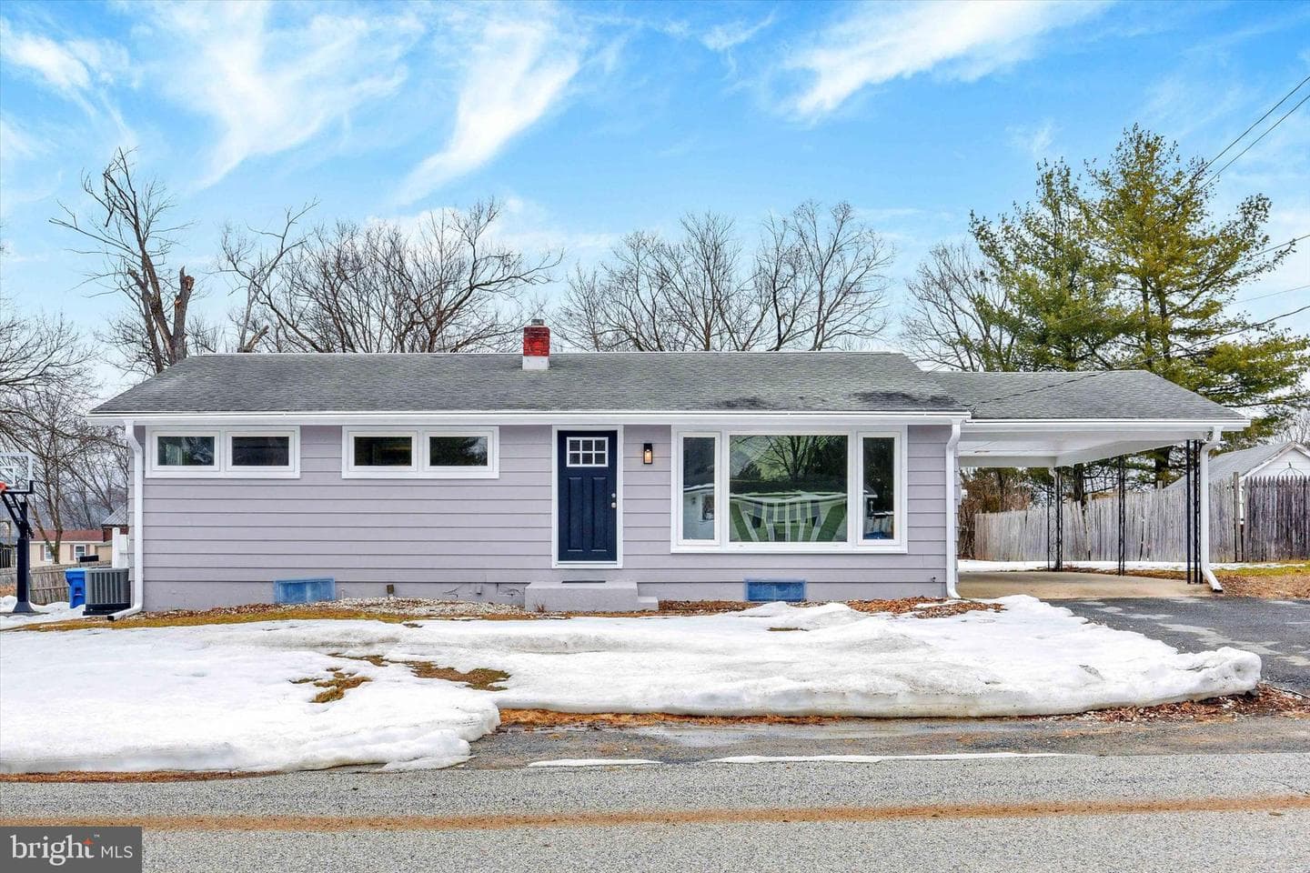 127 Lakeview Drive