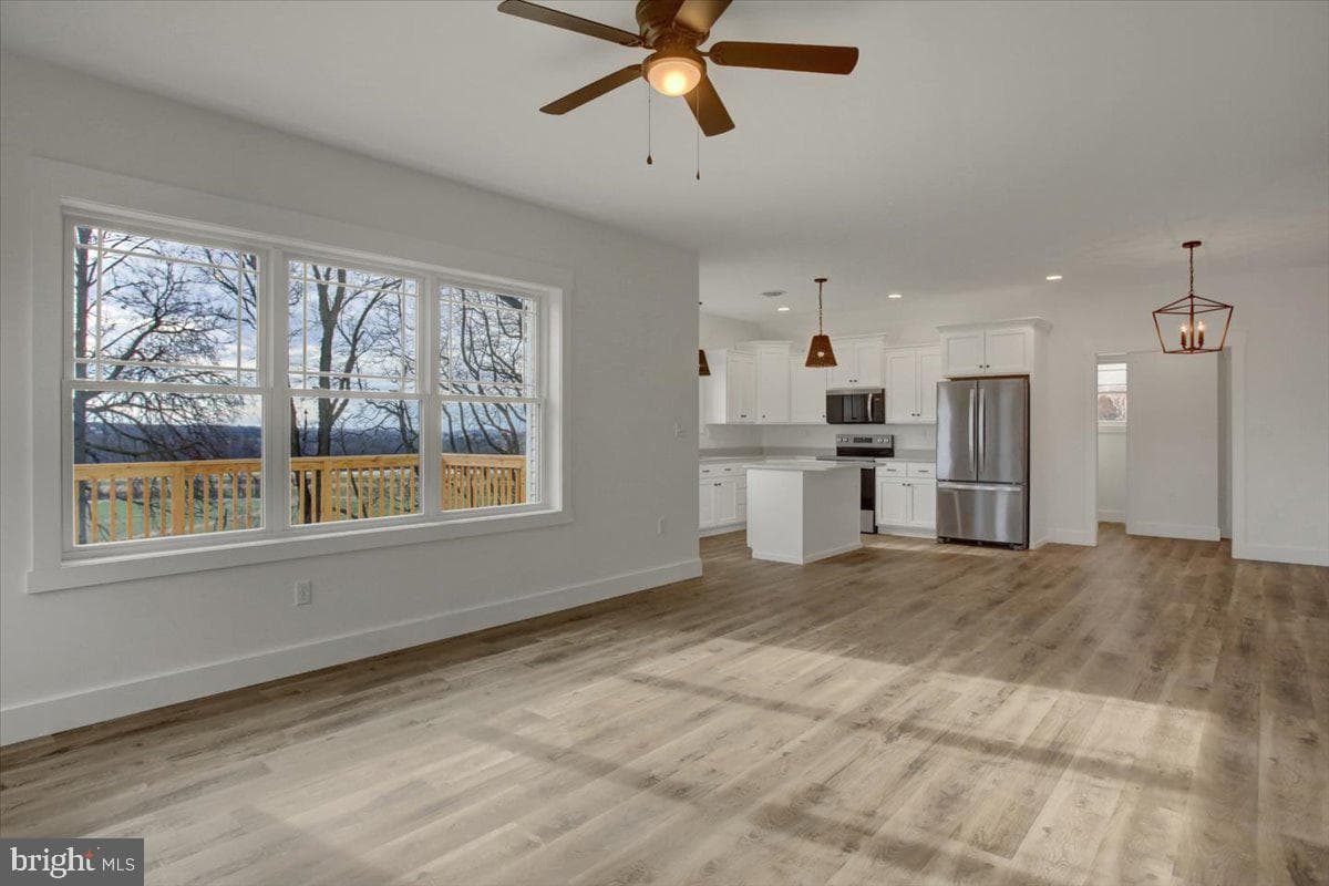120 Feather Drive photo 8