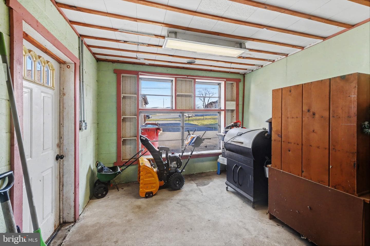 1002 Goodyear Road photo 20