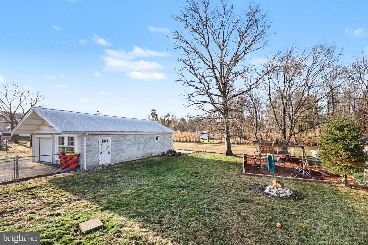 1002 Goodyear Road photo 32