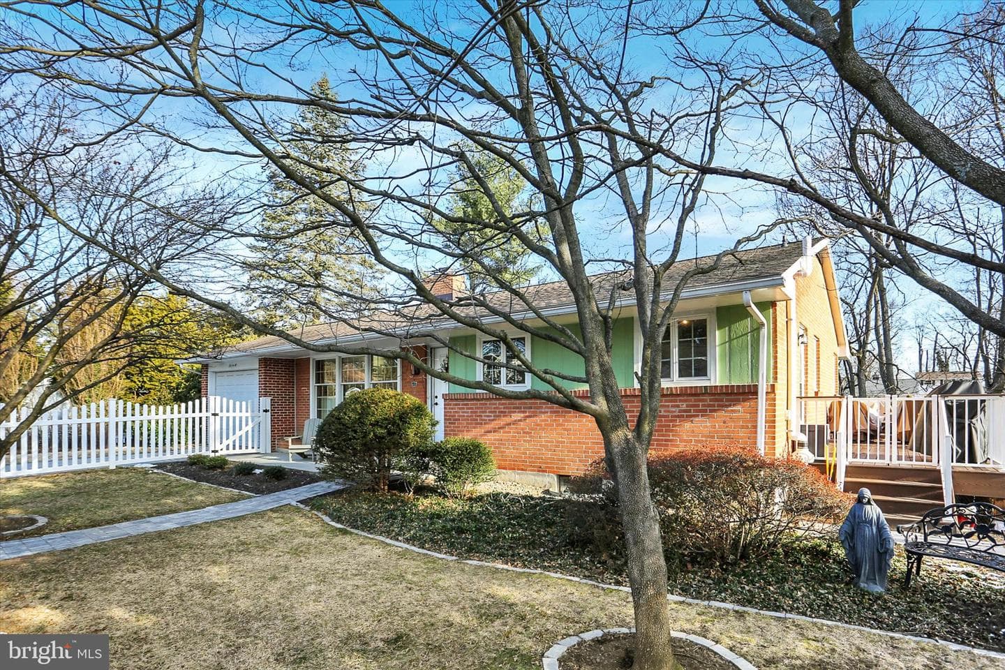 51 Burd Drive photo 4