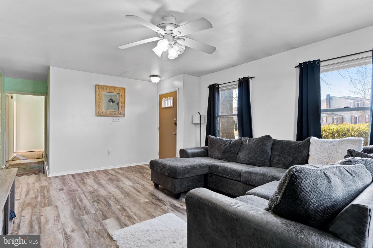 1434 Yorktowne photo 8