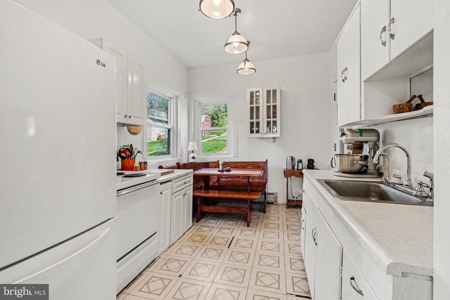 321 Walnut Street photo 10