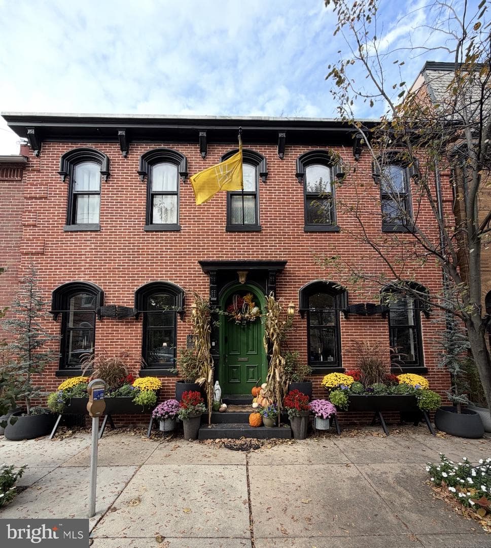 141 W Louther Street
