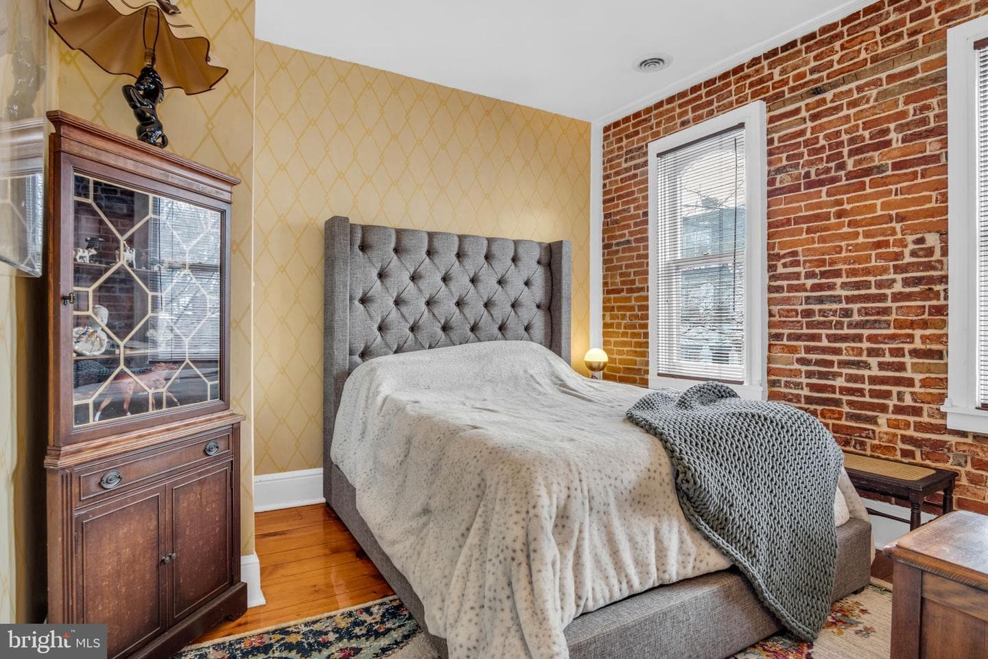 141 W Louther Street photo 25