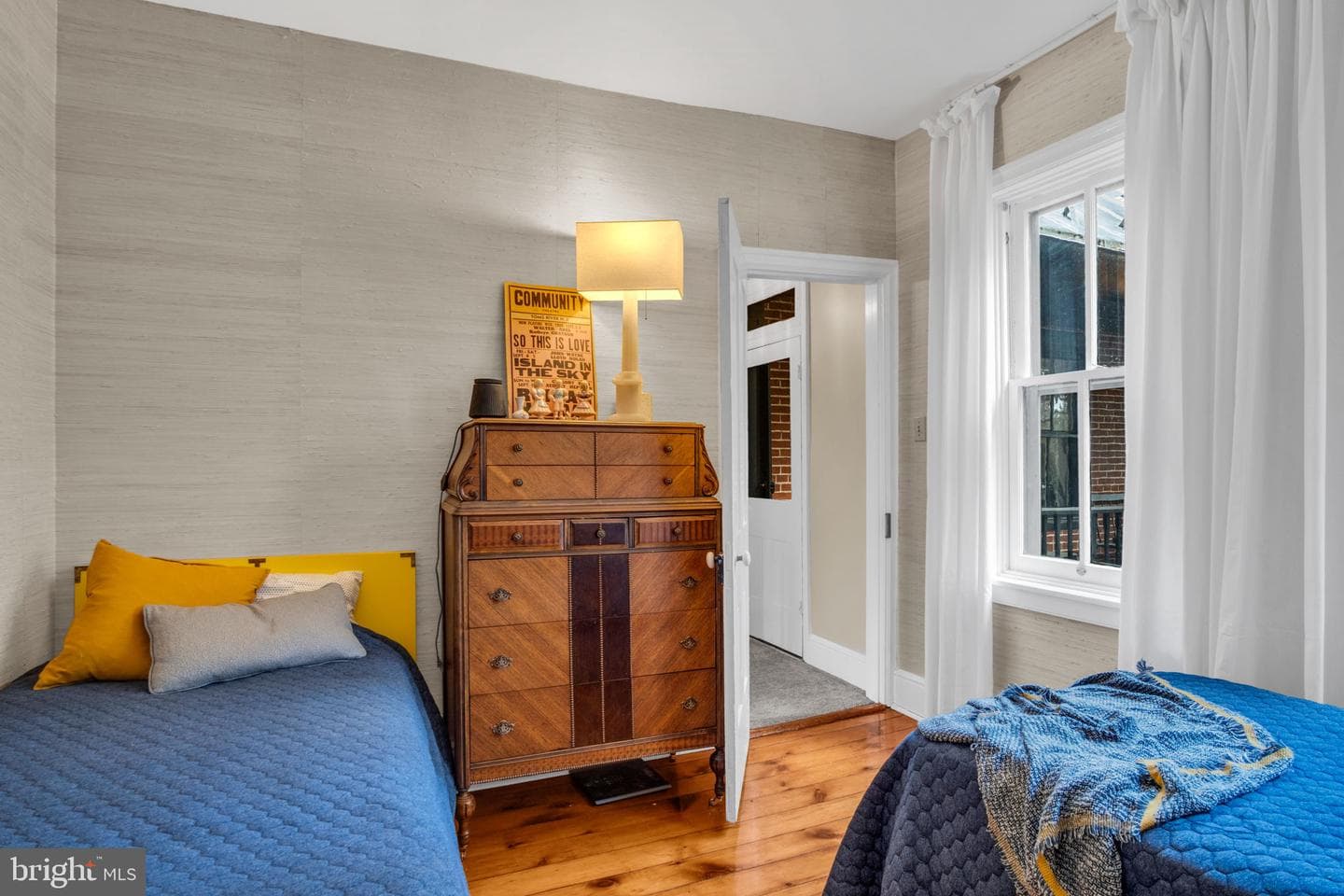 141 W Louther Street photo 28
