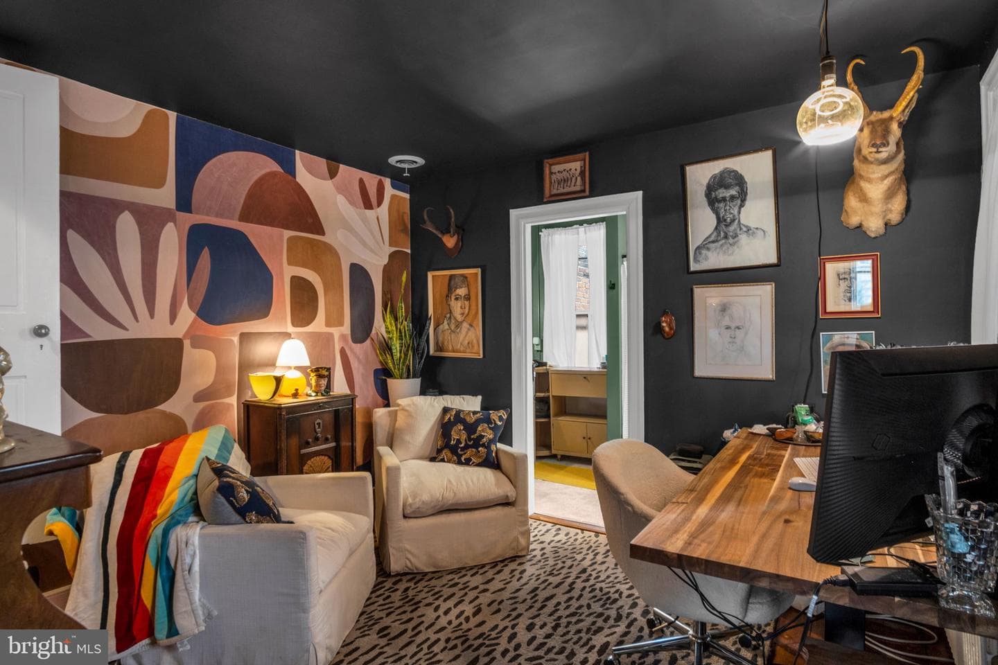 141 W Louther Street photo 31