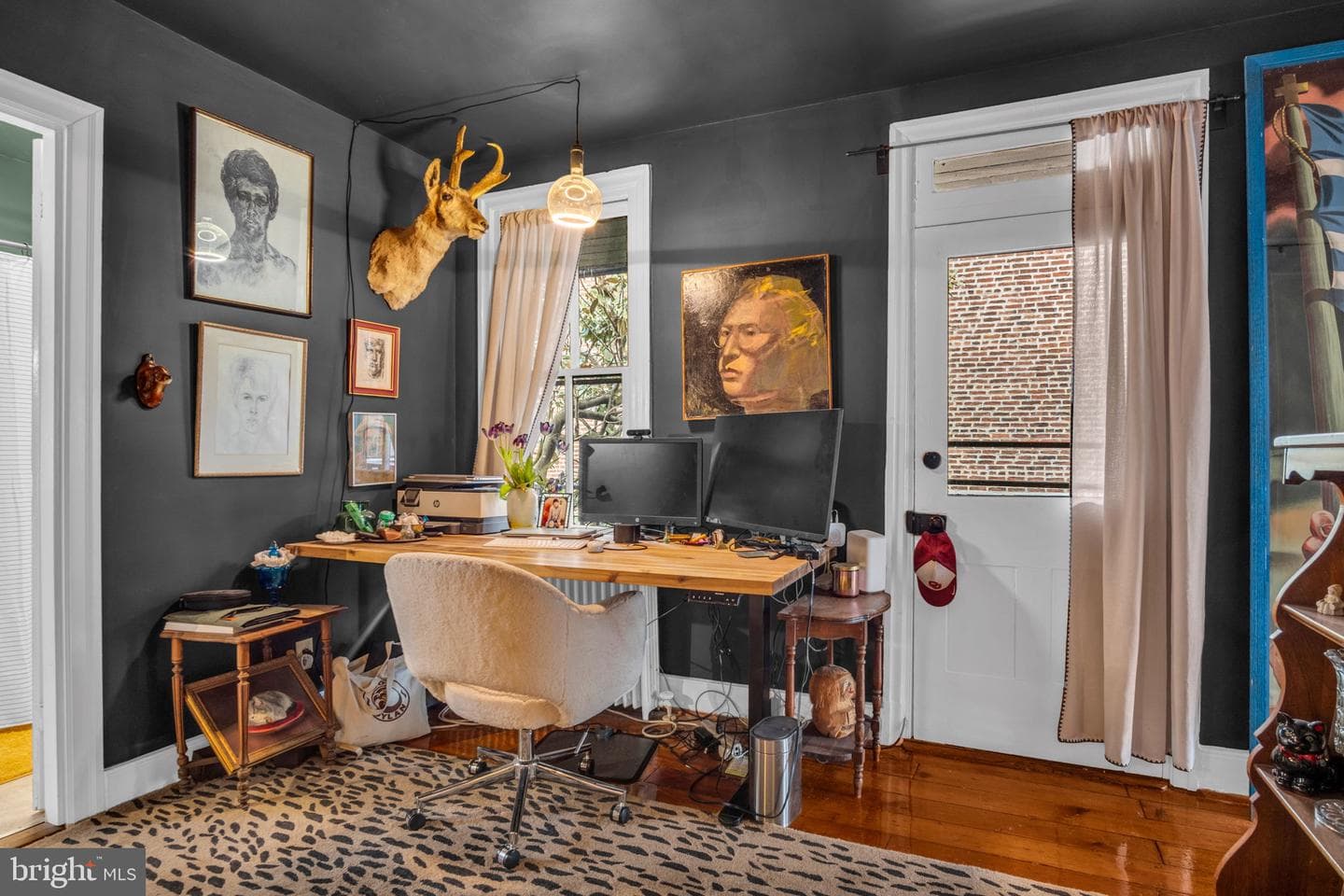 141 W Louther Street photo 32