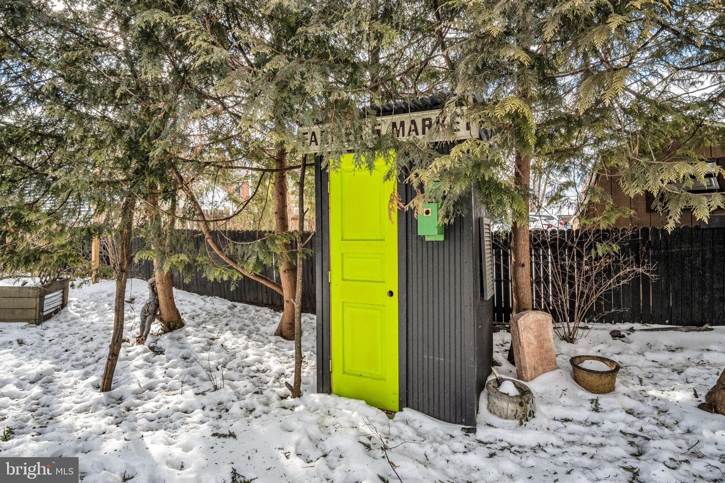 141 W Louther Street photo 52