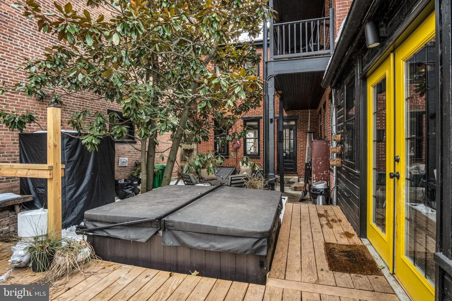 141 W Louther Street photo 60