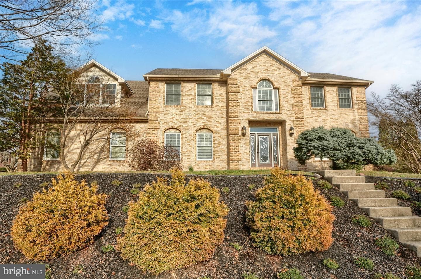 1014 S Waterford Way photo 2