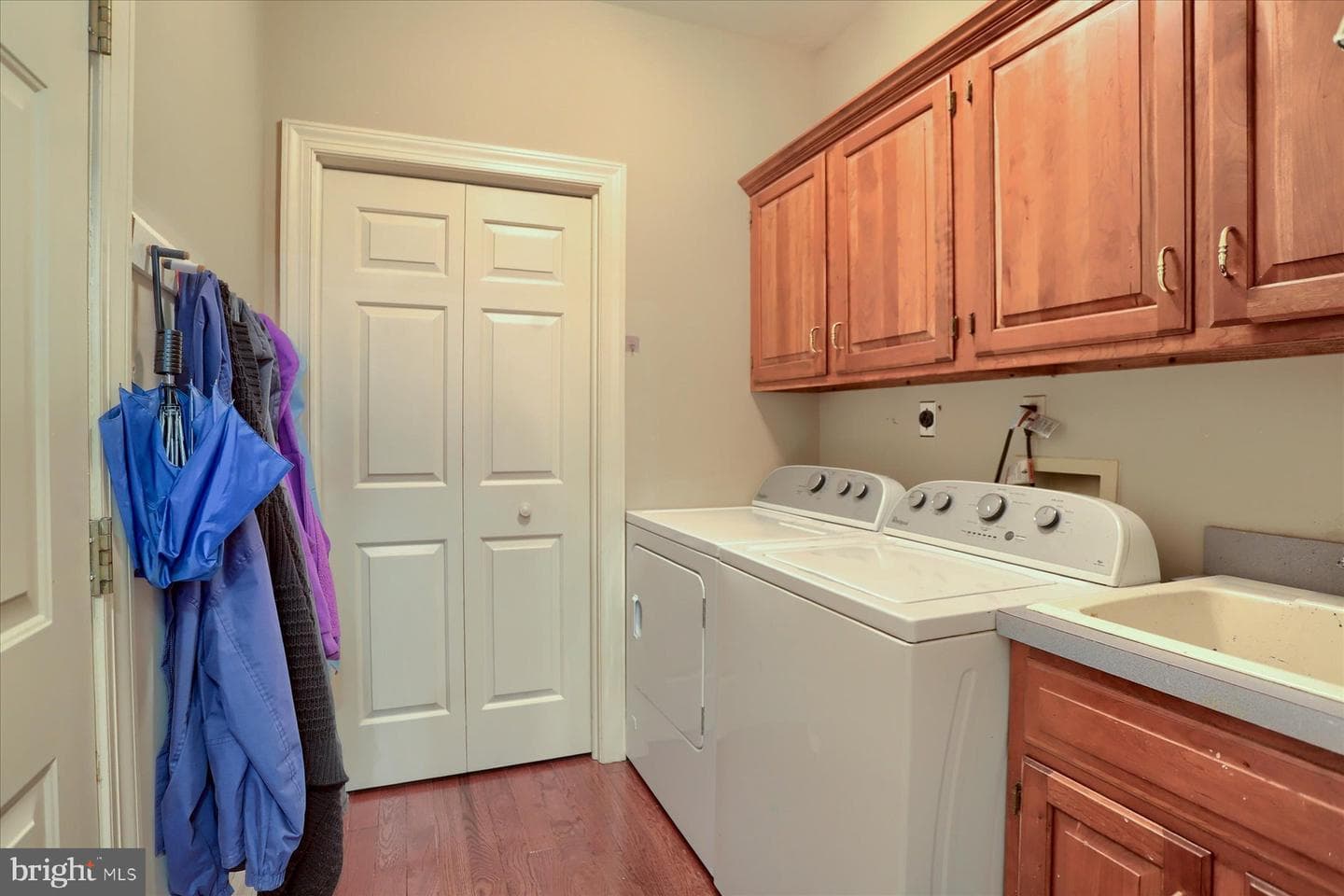 1014 S Waterford Way photo 27