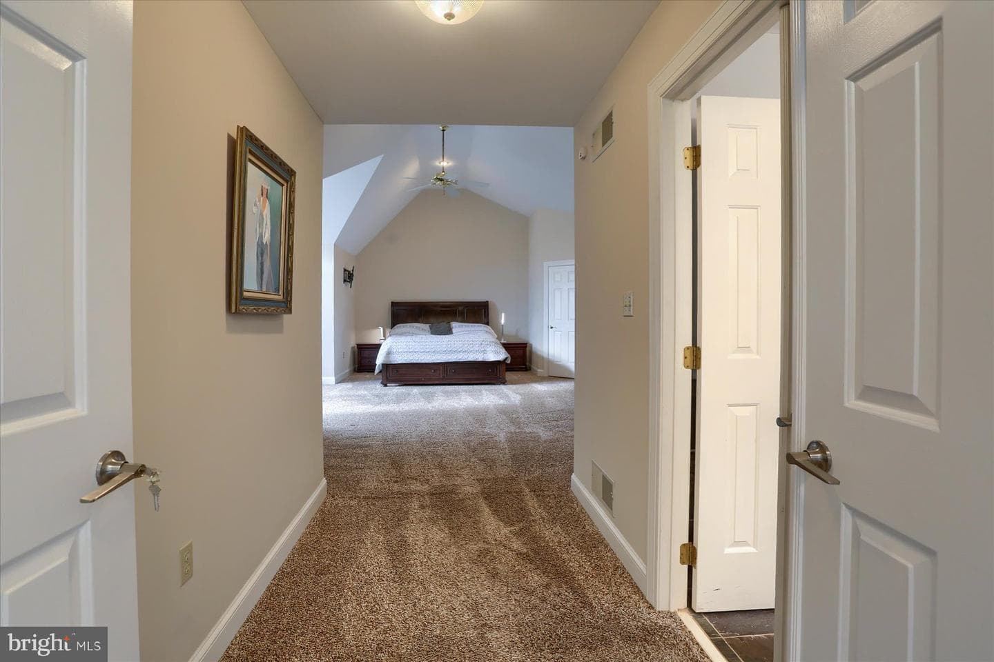 1014 S Waterford Way photo 33
