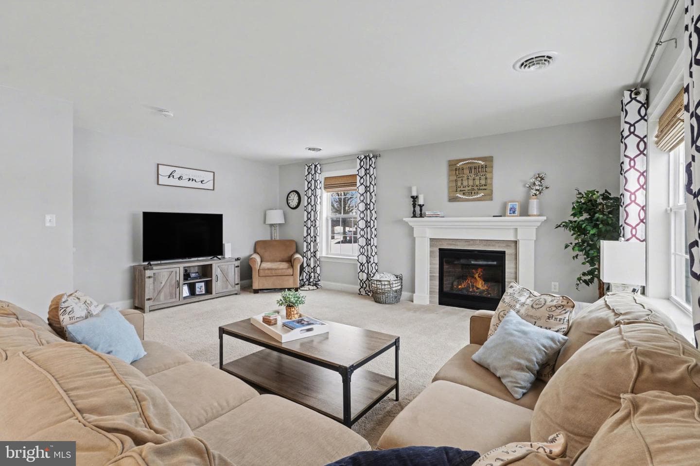 311 Sleepy Hollow Drive photo 4
