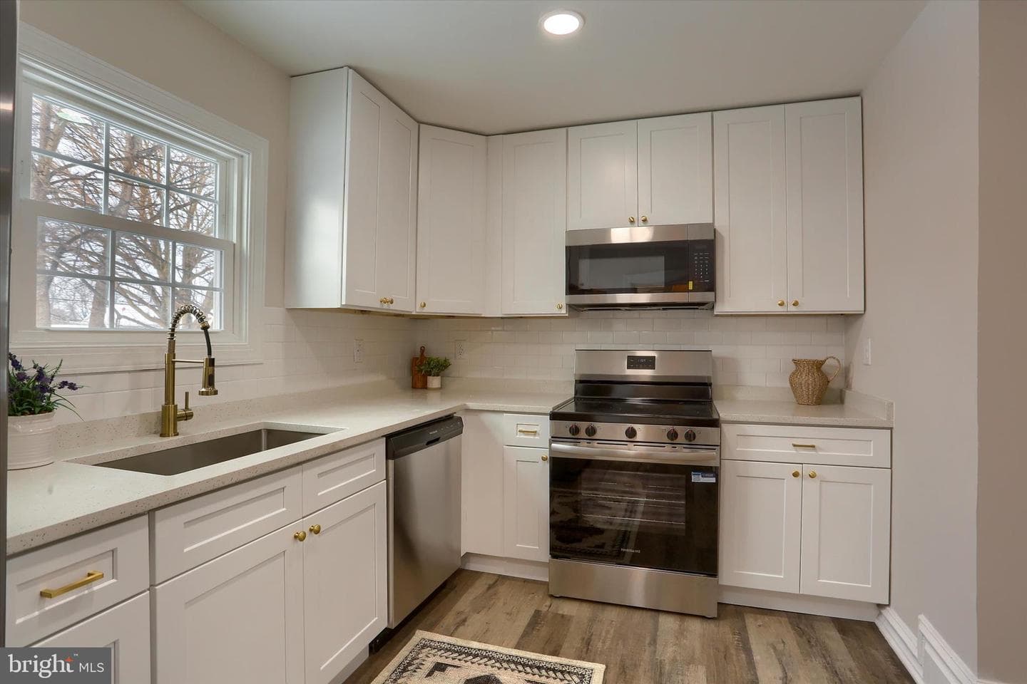 141 Hummel Avenue photo 12