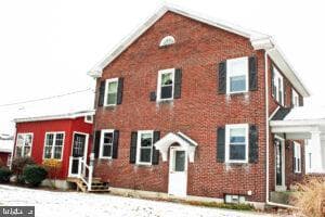 16 E Marble Street photo 2