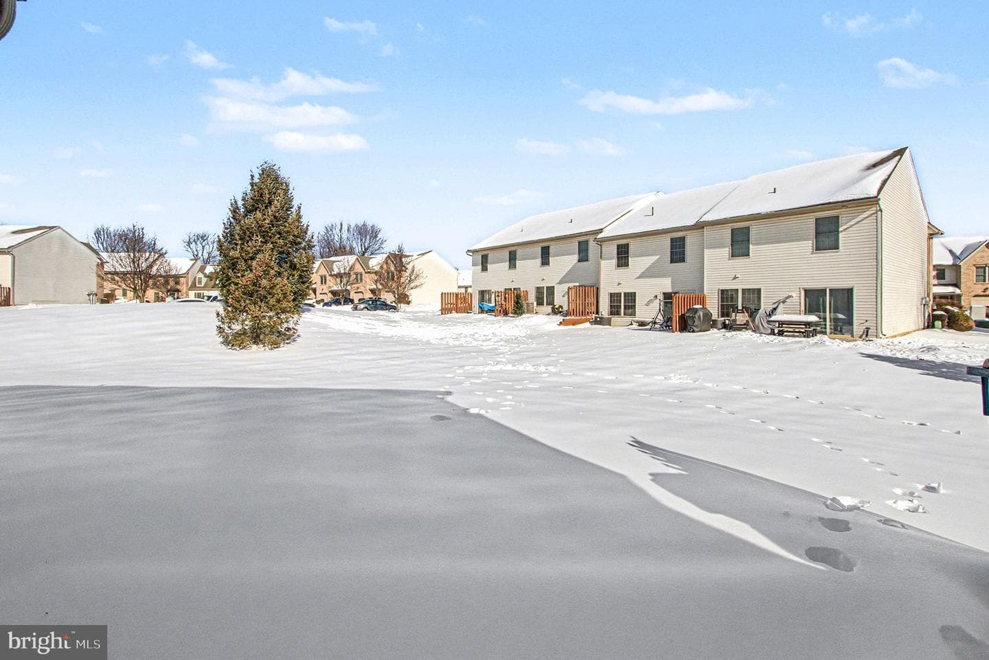 190 Melbourne Lane photo 23