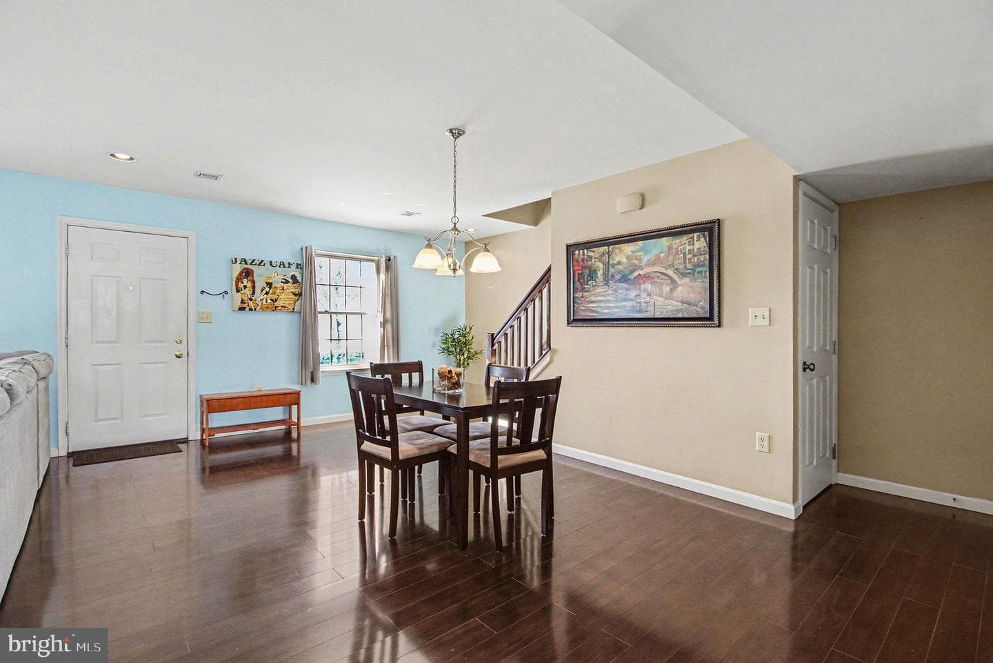190 Melbourne Lane photo 4