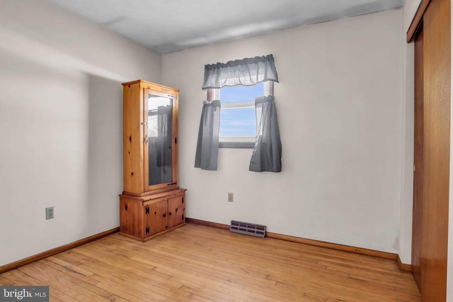 36 Clay Road photo 12