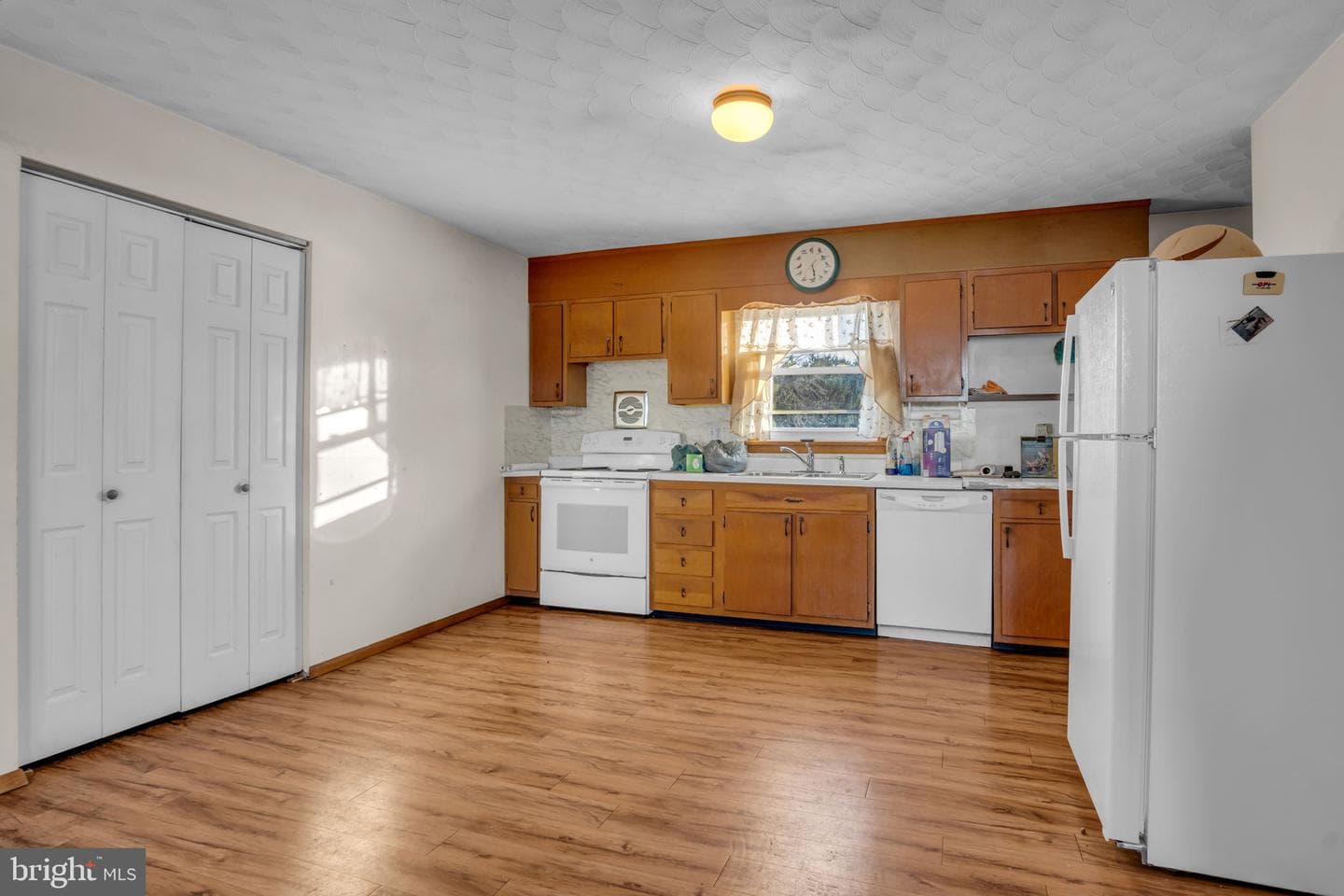 36 Clay Road photo 7