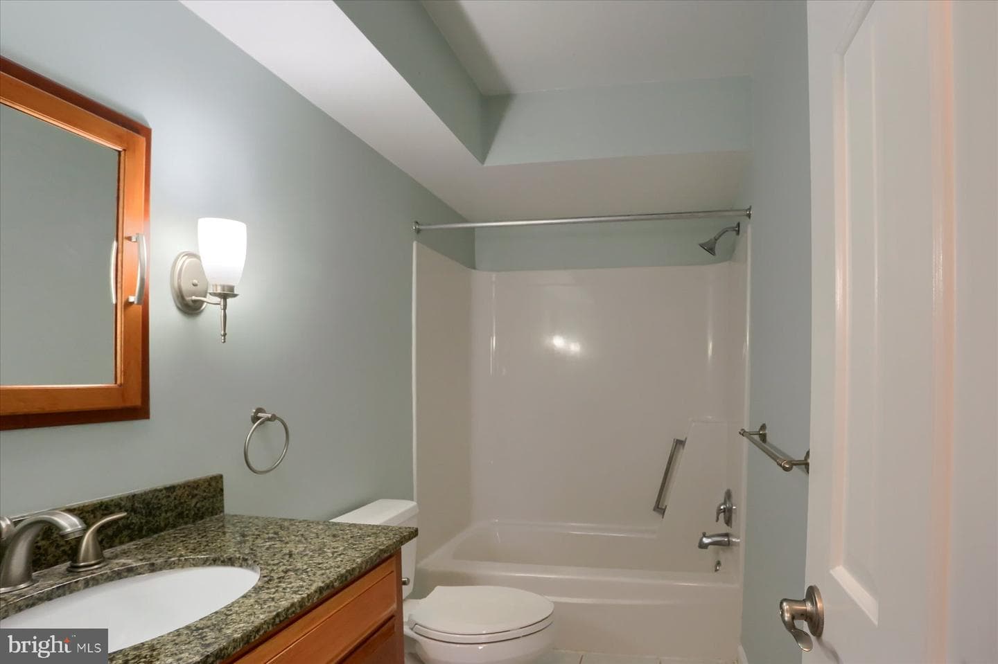 8 Edgewood Drive photo 21