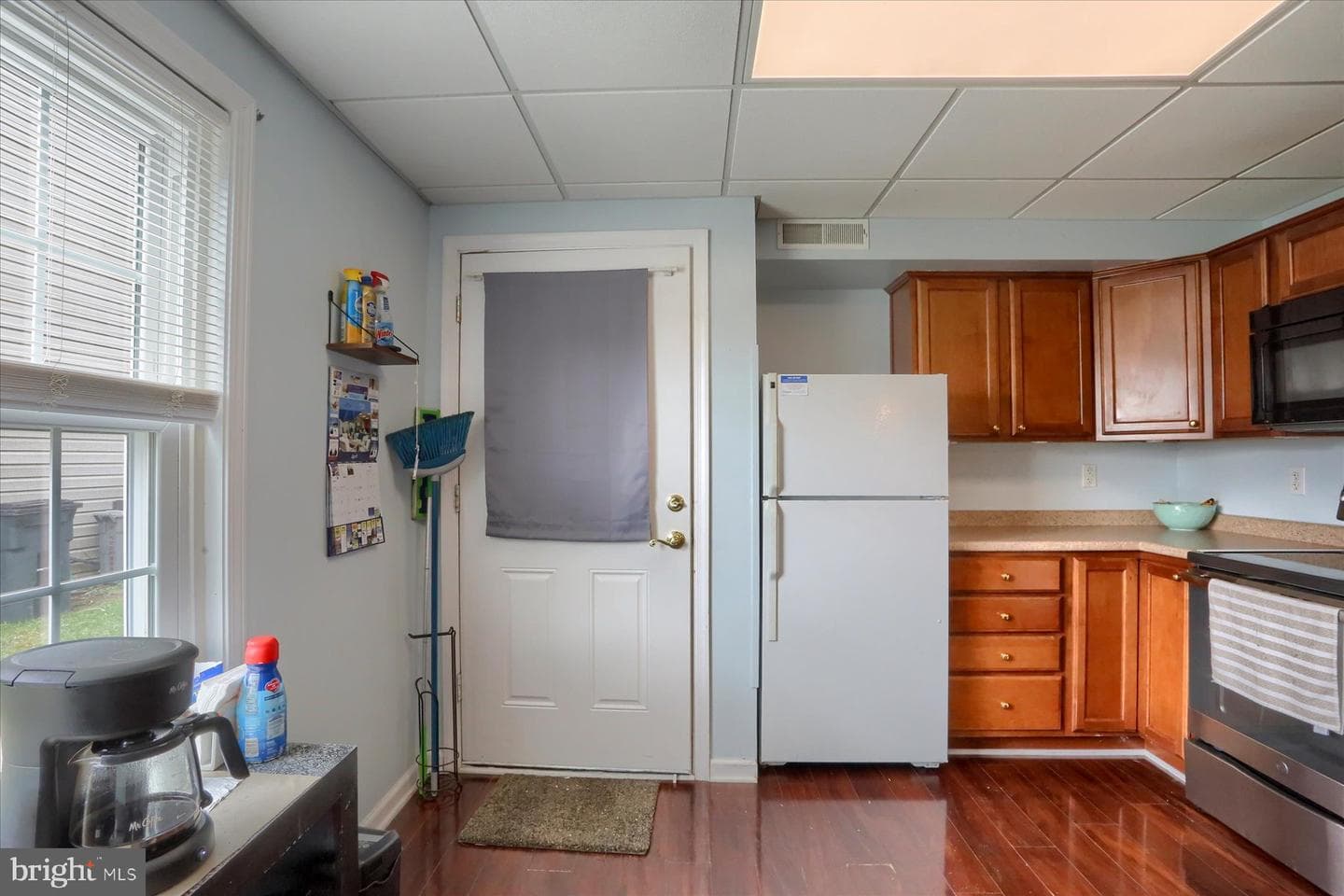 8 Edgewood Drive photo 32