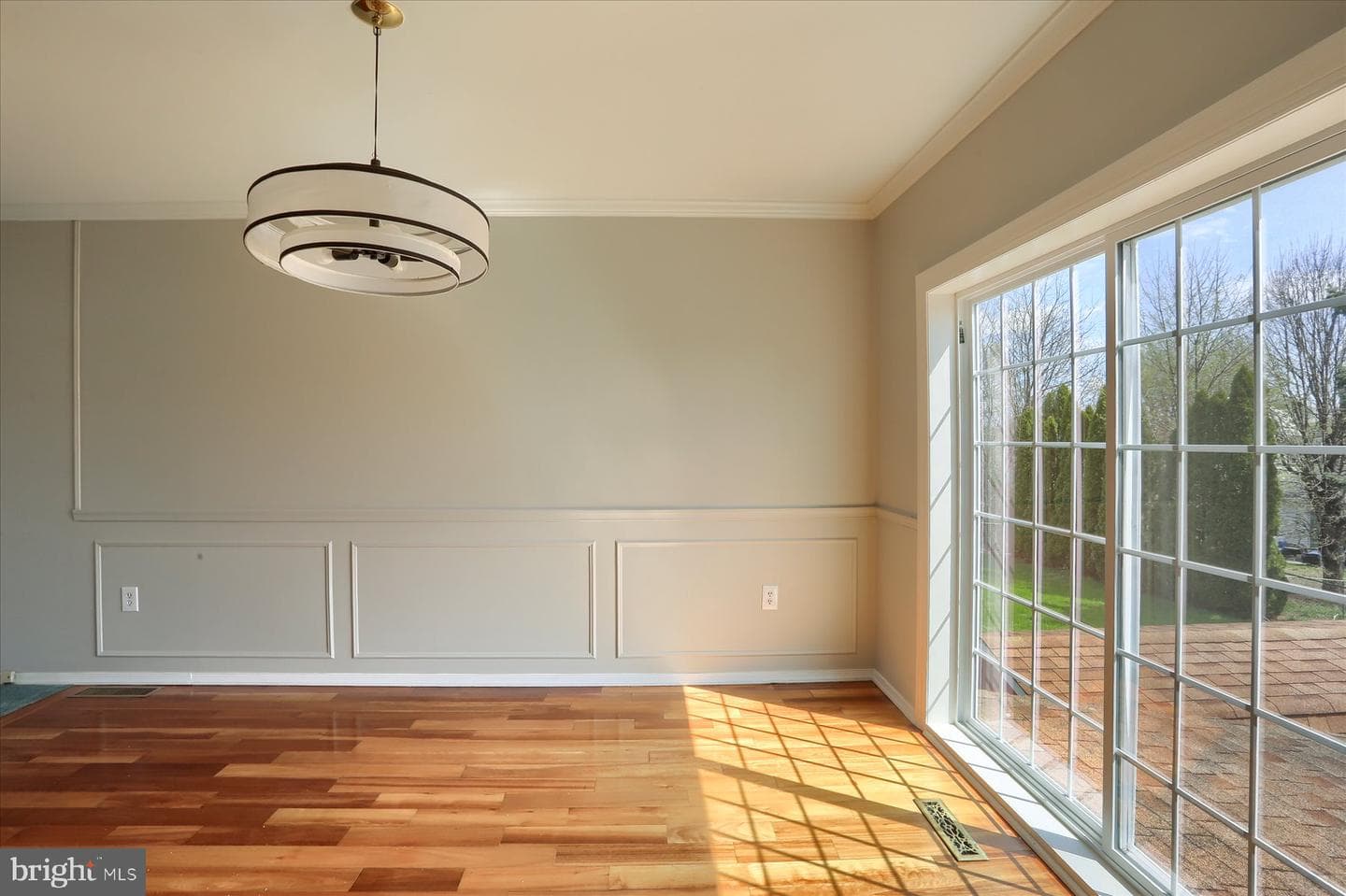 8 Edgewood Drive photo 9