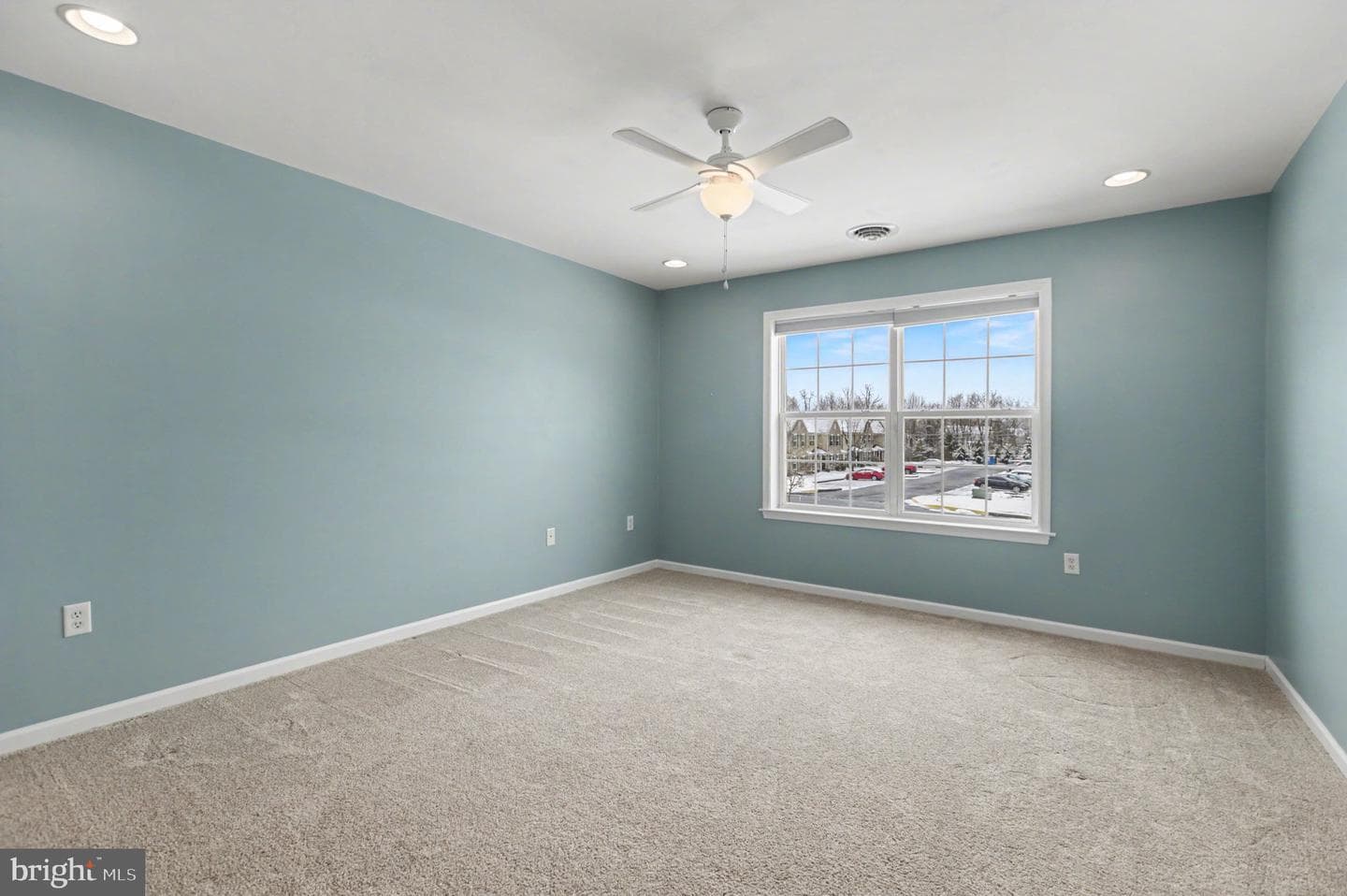 312 Sherman Avenue photo 15