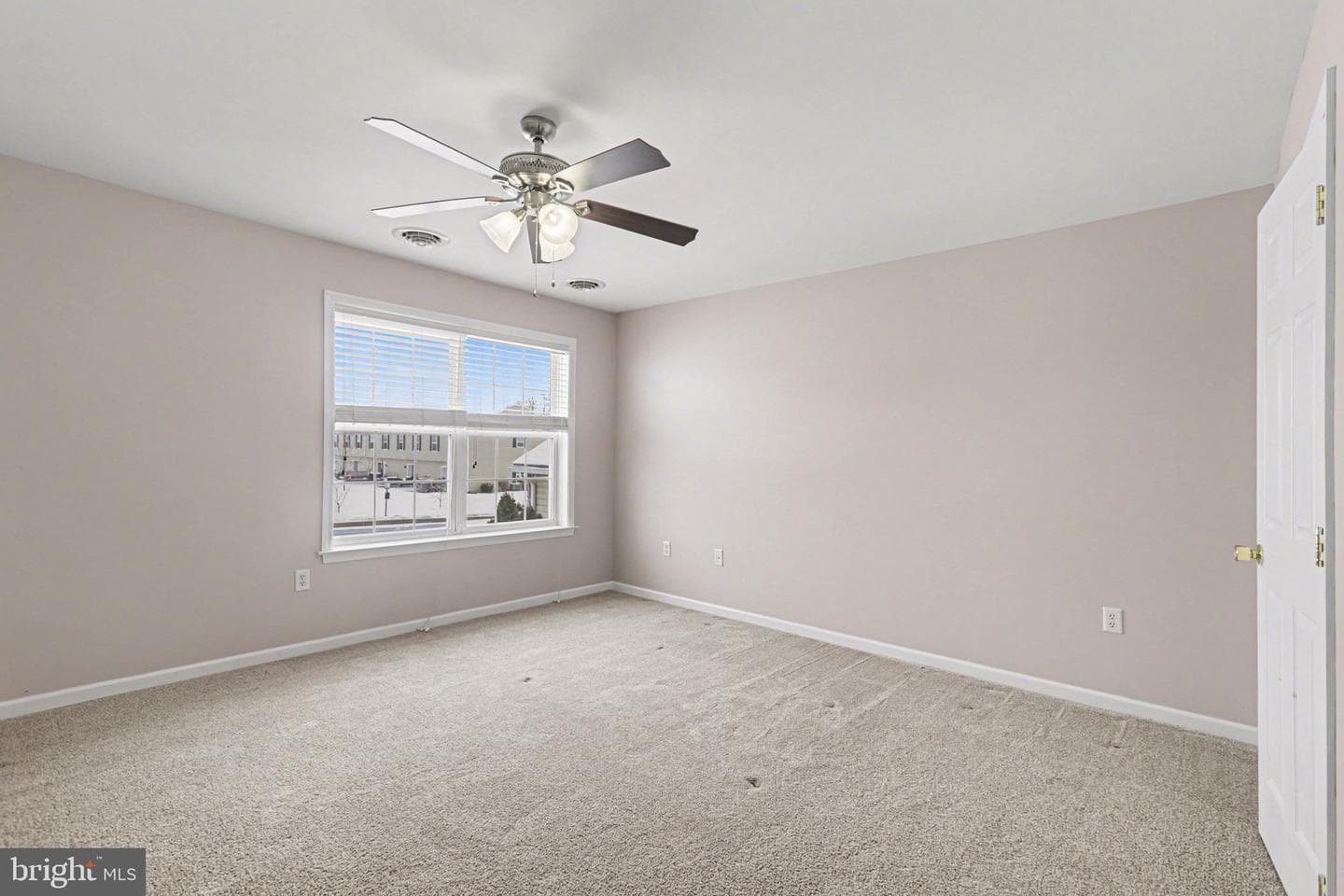 312 Sherman Avenue photo 18