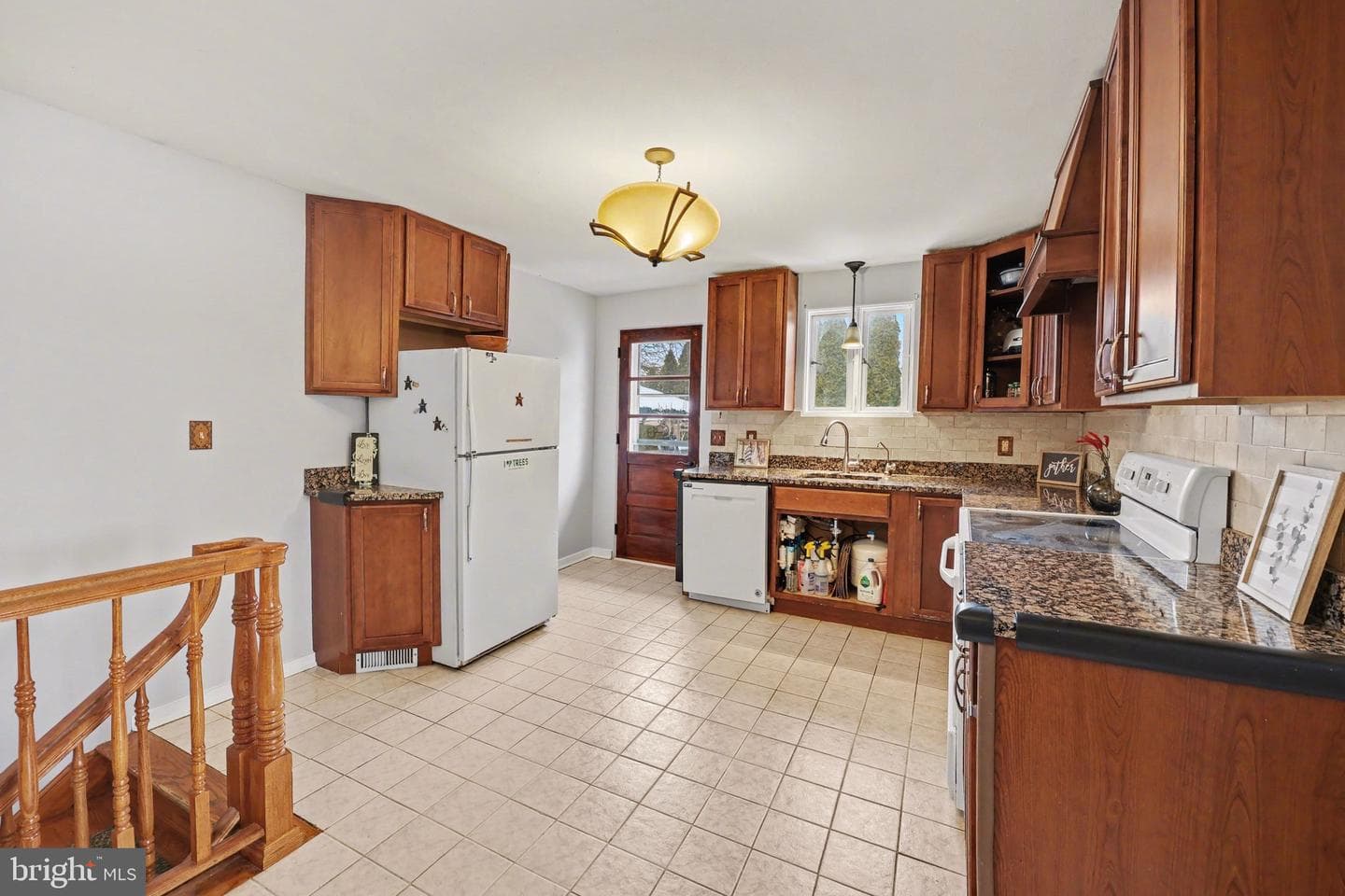 1723 Dighton Street photo 12