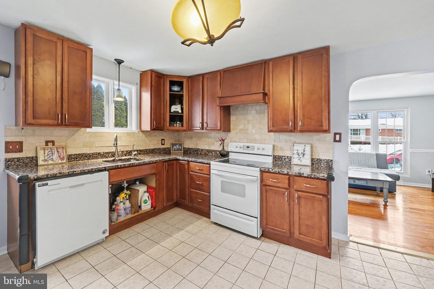 1723 Dighton Street photo 13