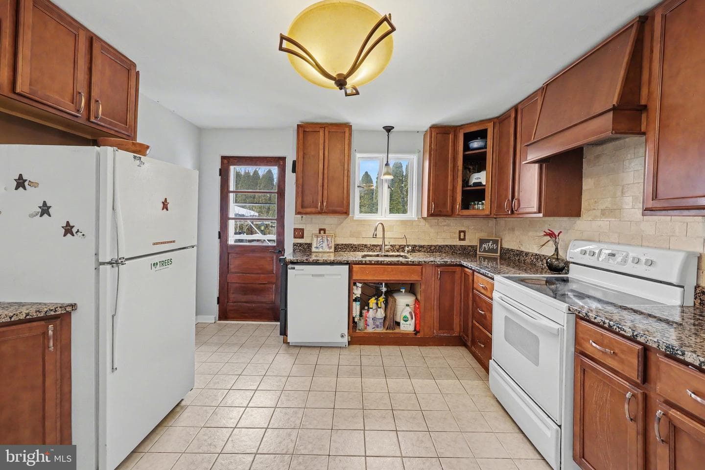 1723 Dighton Street photo 14