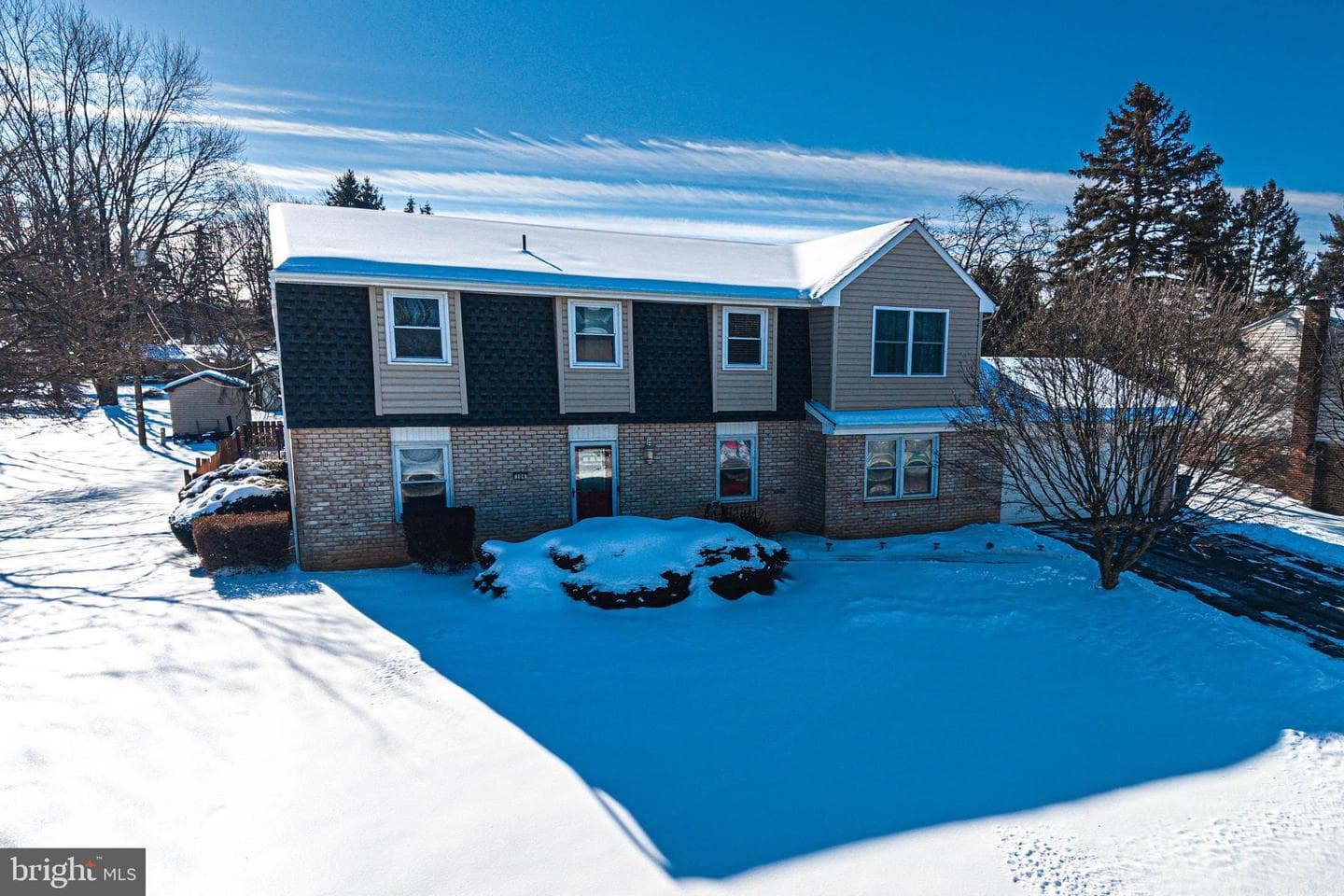 104 Juniper Drive photo 1