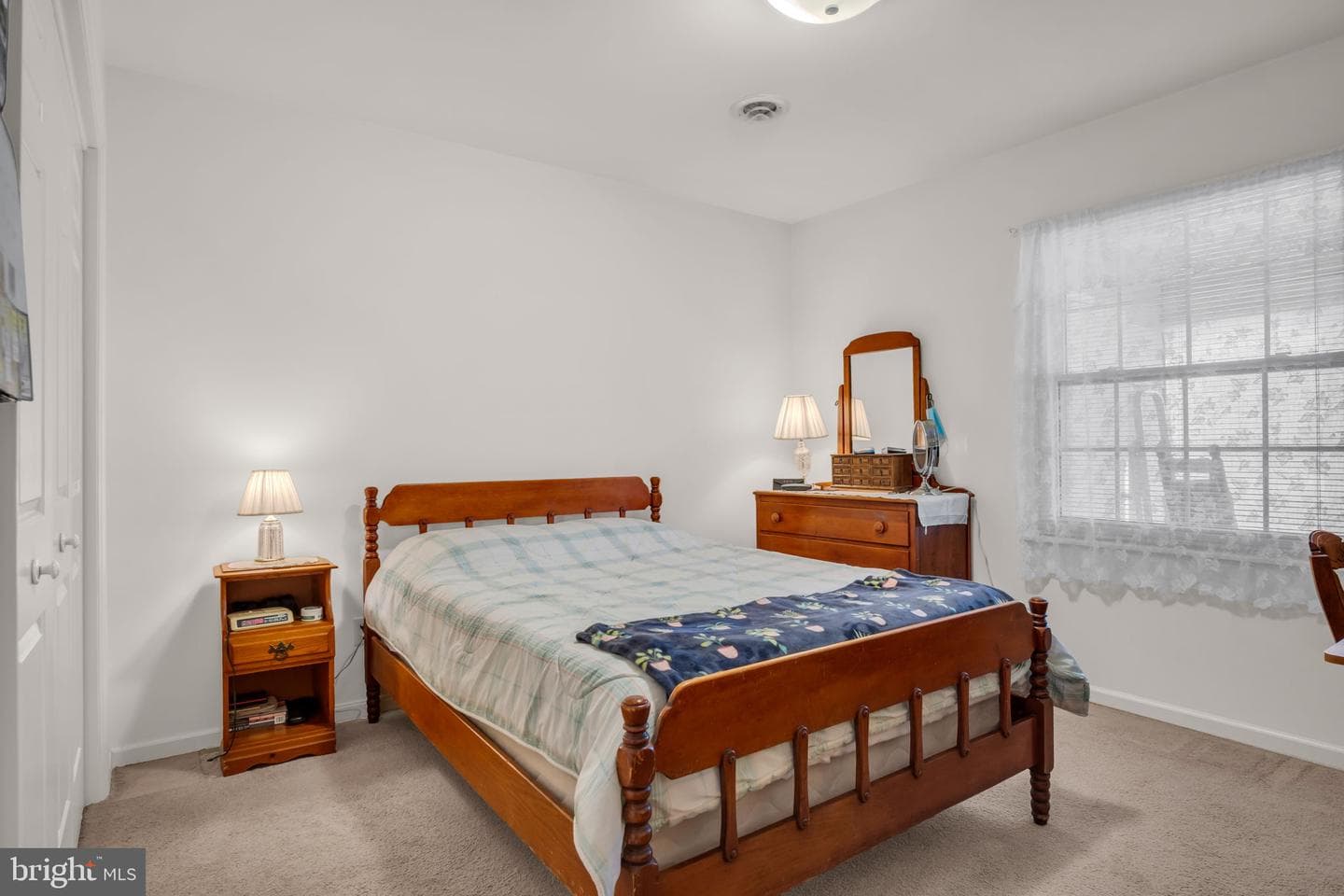 26 Southpoint Drive photo 8