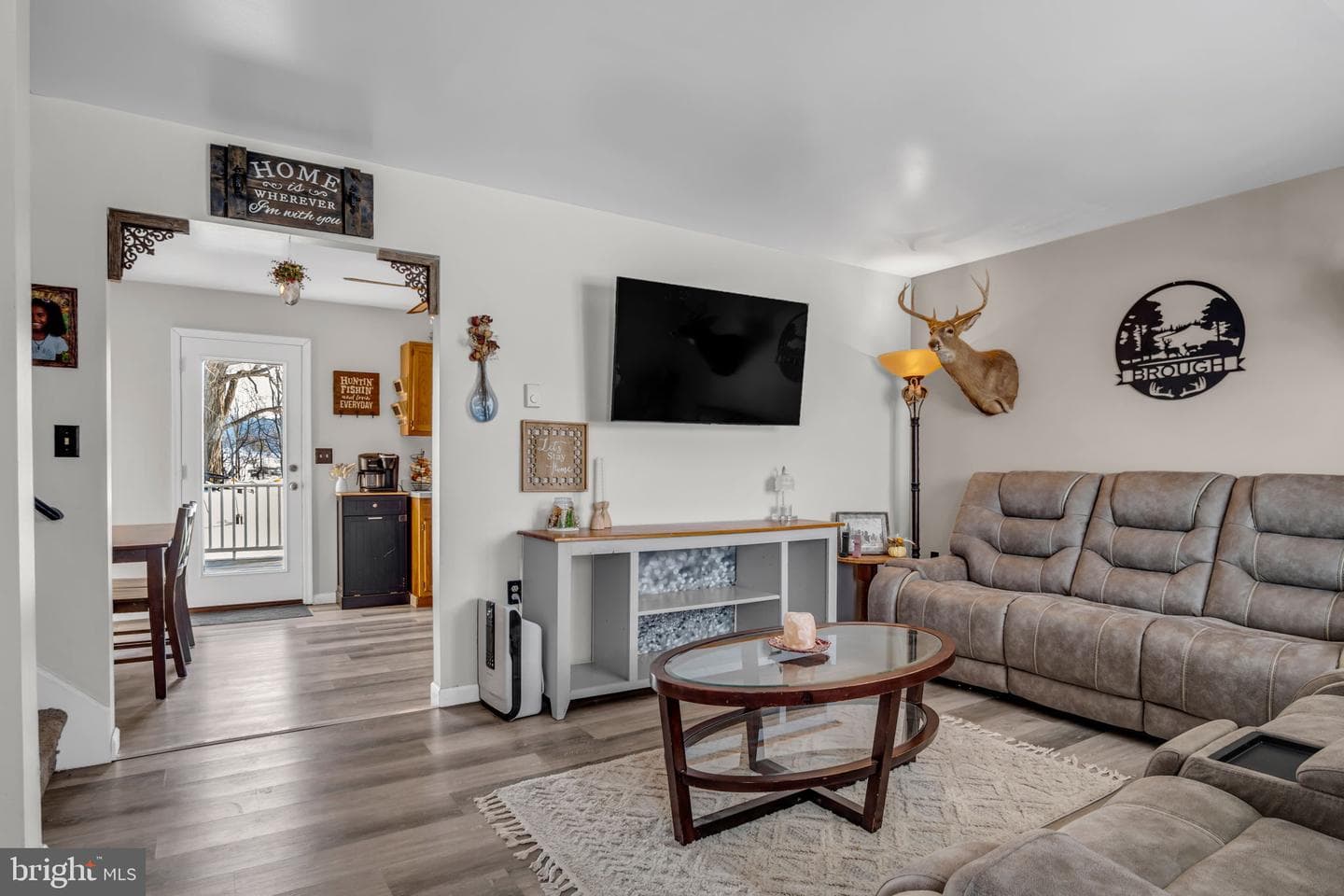 1836 Pine Road photo 4