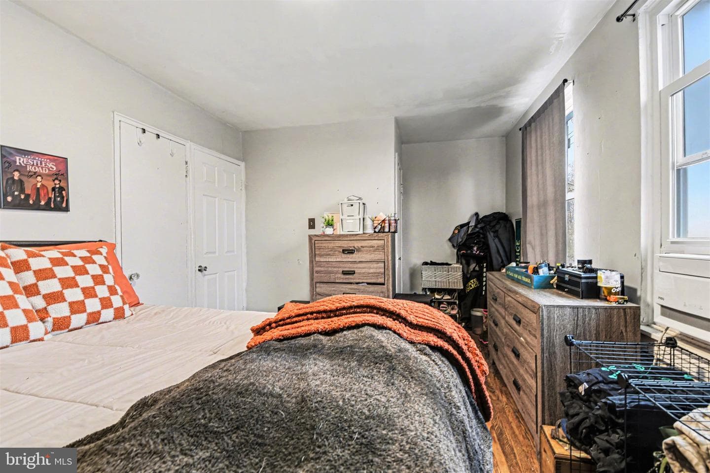 824 N West Street photo 11