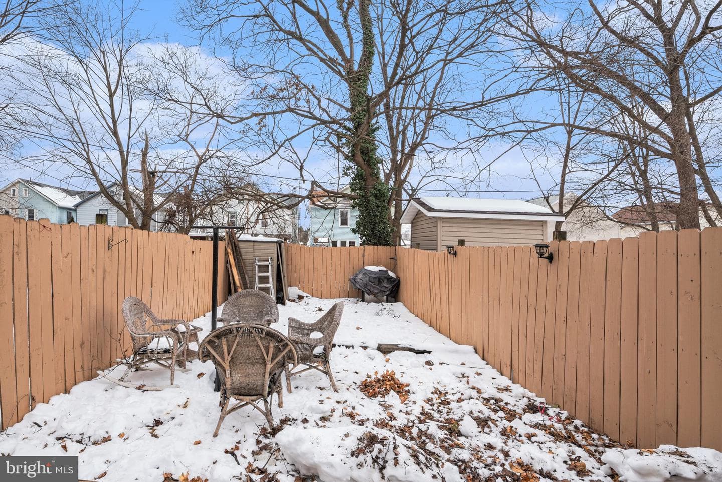 824 N West Street photo 22